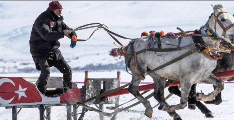 Ξέμειναν από καταδρομείς και αναπτύσσουν και «ειδικές δυνάμεις της Αστυνομίας» οι Τούρκοι στο Αφρίν;